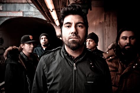 What Genre of Music Is Deftones: A Detailed Exploration of Their Musical Diversity